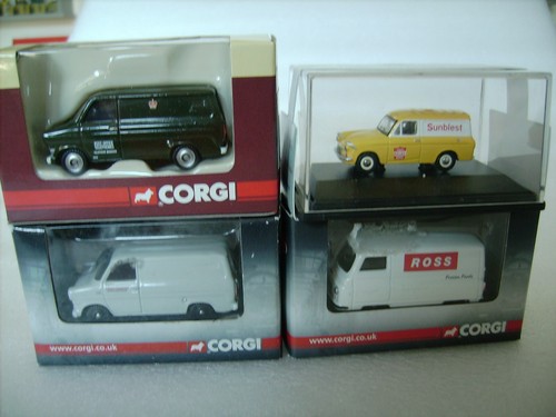 Corgi trackside vans ford - x,