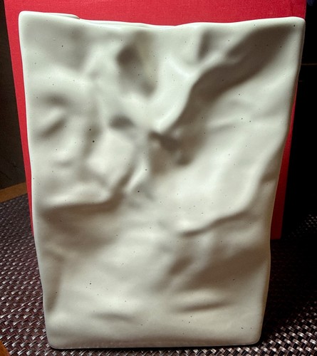 Crinkle paper bag - paper, ceramic