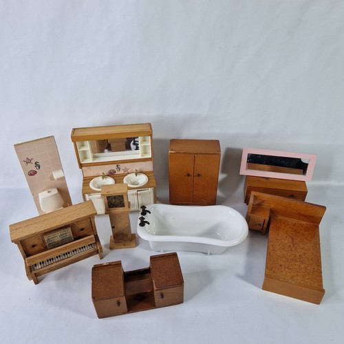 Vintage dolls house - vintage,