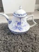 COMPTON & WOODHOUSE TEAPOTS OF
