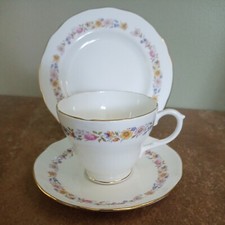 Vintage, Duchess 'Meadowsweet'