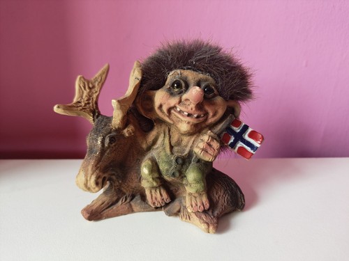 Vintage nyform norwegian troll - nyform,