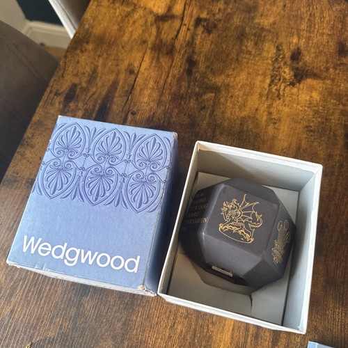 Wedgwood jasperware black - wedgwood,