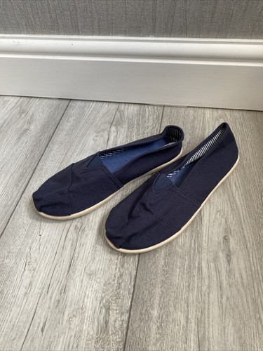 Boys shoes next - size, 4