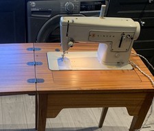 Vintage 1960’s Singer Sewing Machine