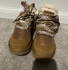 Cozy sheepskin-style winter