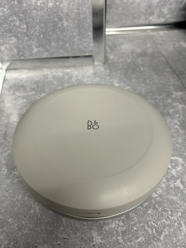Bang and olufsen portable - bang, a1