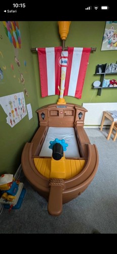 Pirate ship bed - ship,