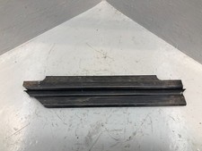 Discovery sill trim interior - trim,