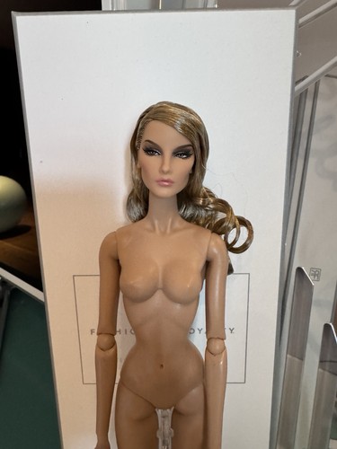 Integrity toys fashion royalty - toys,
