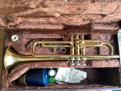 Elkhart trumpet 300 - 300, 7c