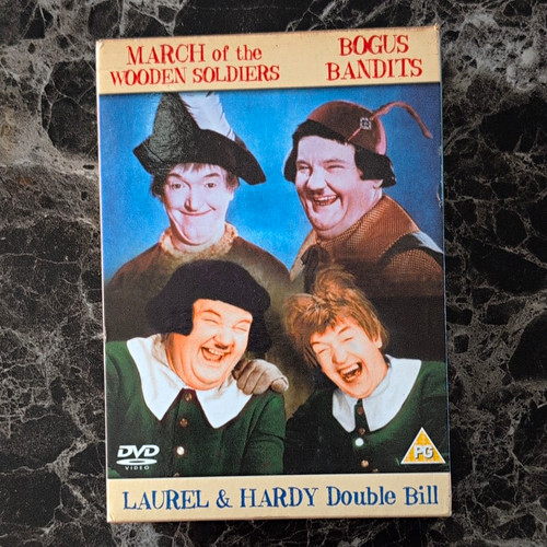 Laurel and hardy bogus - laurel,