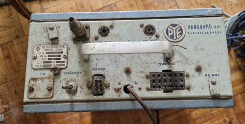 Vintage pye cambridge radio - cambridge,