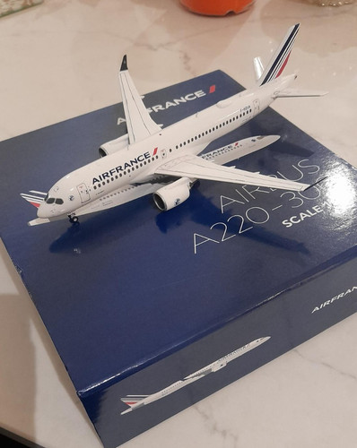 Gemini jets 200 scale airbus - 1:200,
