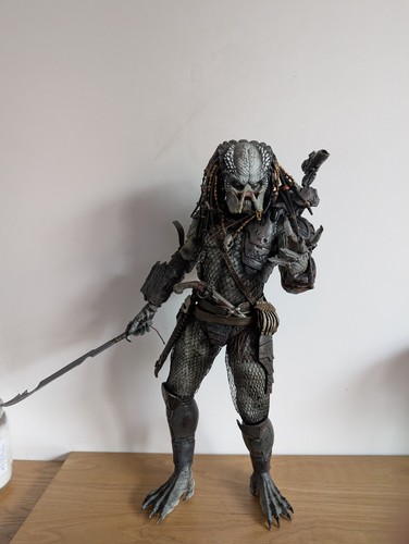 Neca scale elder predator - neca, 1/4