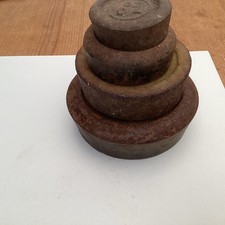 FOUR OLD WEIGHING SCALE WEIGHTS 4 . 2 . 1 . 8oz  DOOR STOPS ETC. 