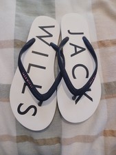 Size 3 -4 Jack Wills Flip