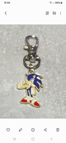Sonic hedgehog enamel keyring - hedgehog,