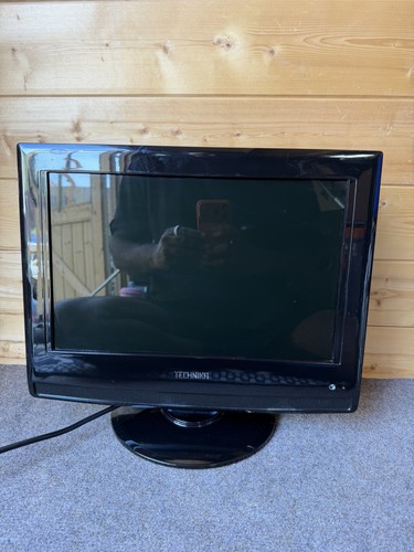 Technika hd ready lcd - 15.4”,