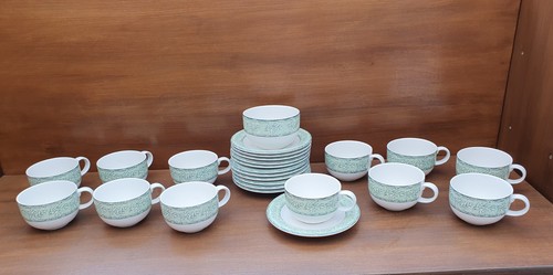 Royal doulton linen leaf - royal, leaf"
