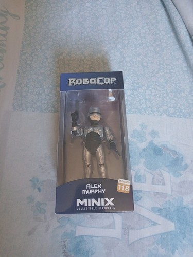 Minix robocop action figure - minix,