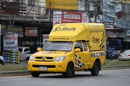 Truck photo 12x8 - truck, toyota