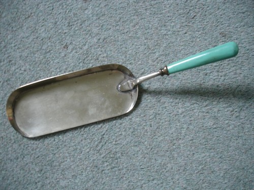 Vintage epns crumb - scoop,