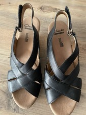 Clark’s Ladies Black Sandals Size 6. Very Good Clean Condition Hardly Worn