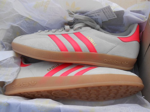 Adidas gazelle uk10 trainers - adidas,