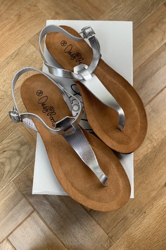 Bnib daisy roots - bnib,
