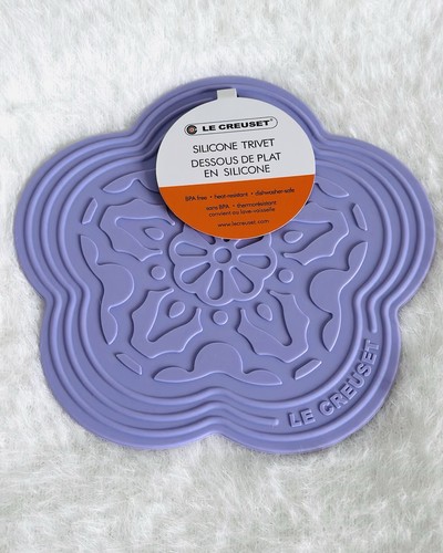 Creuset silicone flower - le,