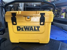 DEWALT DXC10QT 10 qt Insulated