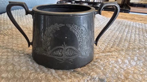 Vintage antique pewter - or,