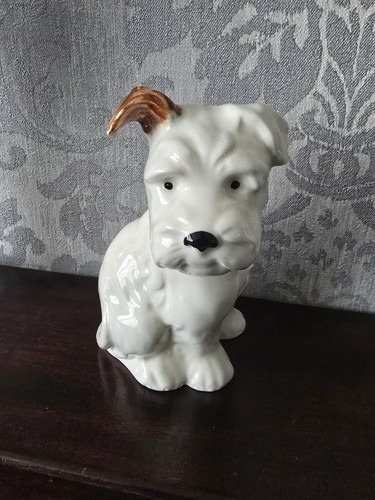 Beswick dogs sitting stamped - beswick,