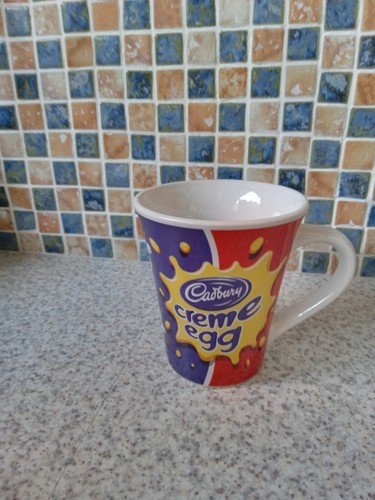 Cadburys creme egg mug vintage - creme,