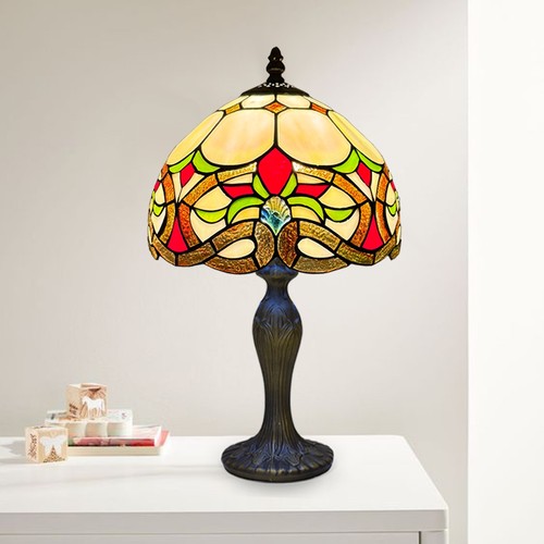 Tiffany style table lamp - style,
