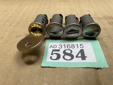 GENUINE set Of 4 X THULE USED