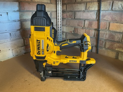 Dewalt dcfs950 9ga - dewalt,