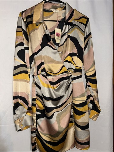 Nwt entro women long - nwt,