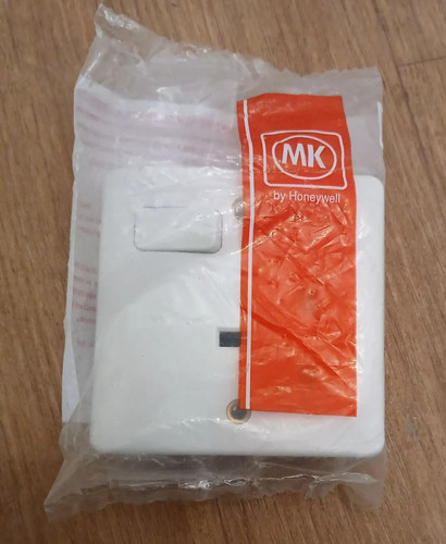 Electric k2757whi 13a 250v - k2757whi,