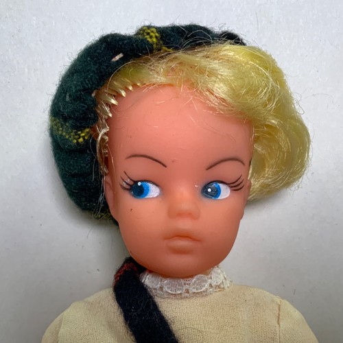 Vintage sindy doll costume - sindy,