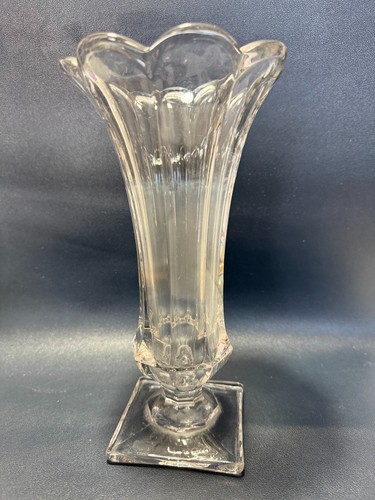 Vase art deco clear medium - art,