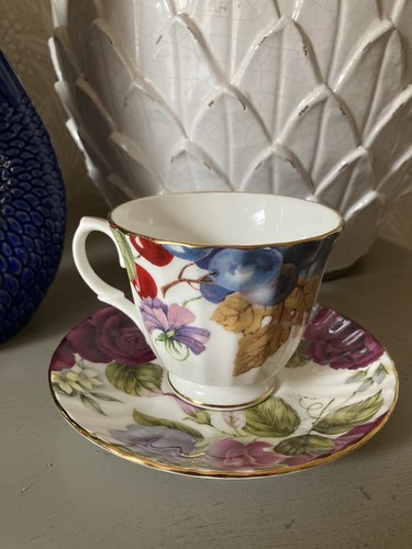 Pretty mismatched royal - pretty,