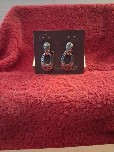 Vintage premier designs inc - vintage,