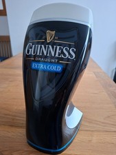 Guinness extra cold beer font