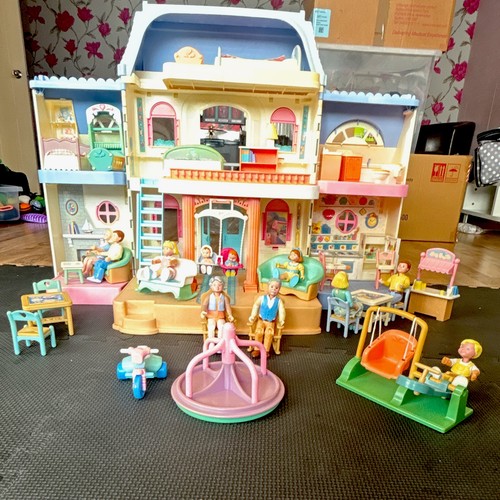 Fisher price doll - house, 1990s