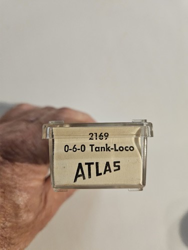Atlas gauge steam locomotive - n,