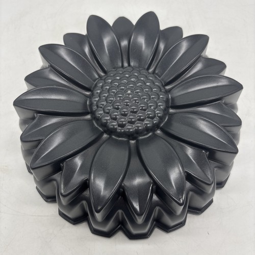Nordic ware sun flower shape - sun,