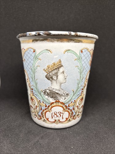 Antique royalty queen - royalty,