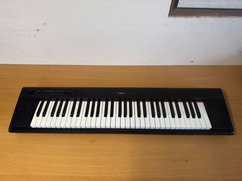 Yamaha piaggero digital - np-11,